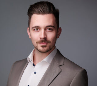 Bartha István 443 Tbstudio.hu